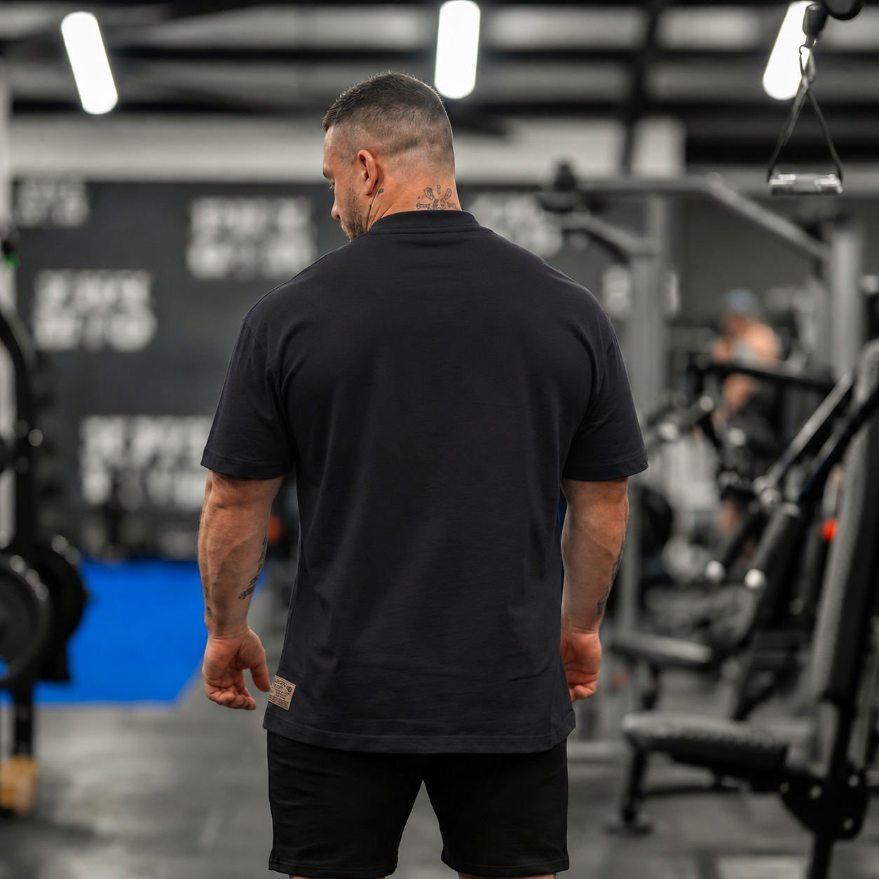 Silverback Icon T-Shirt in Black - men's gym wear