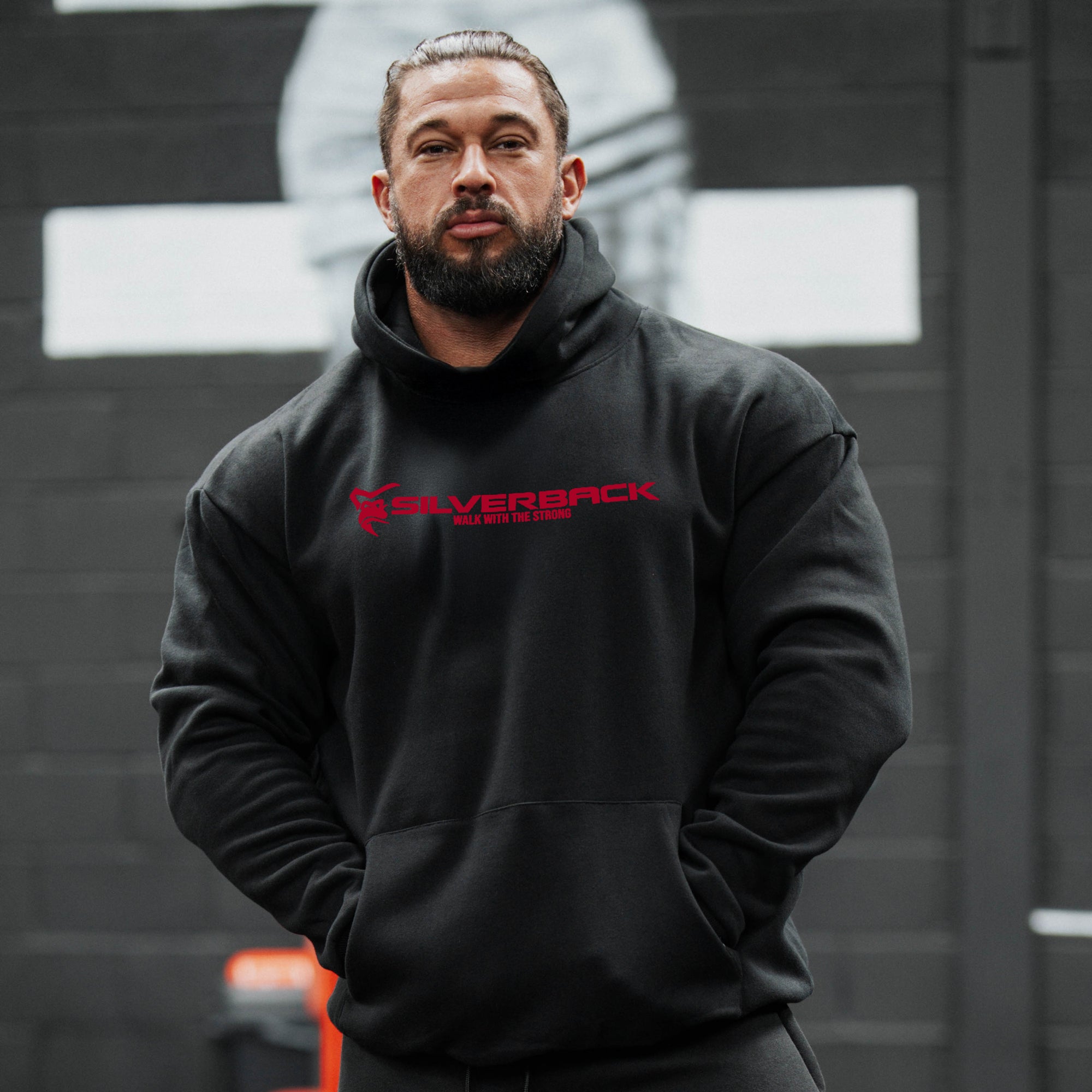 Brutaler Pull Hoodie